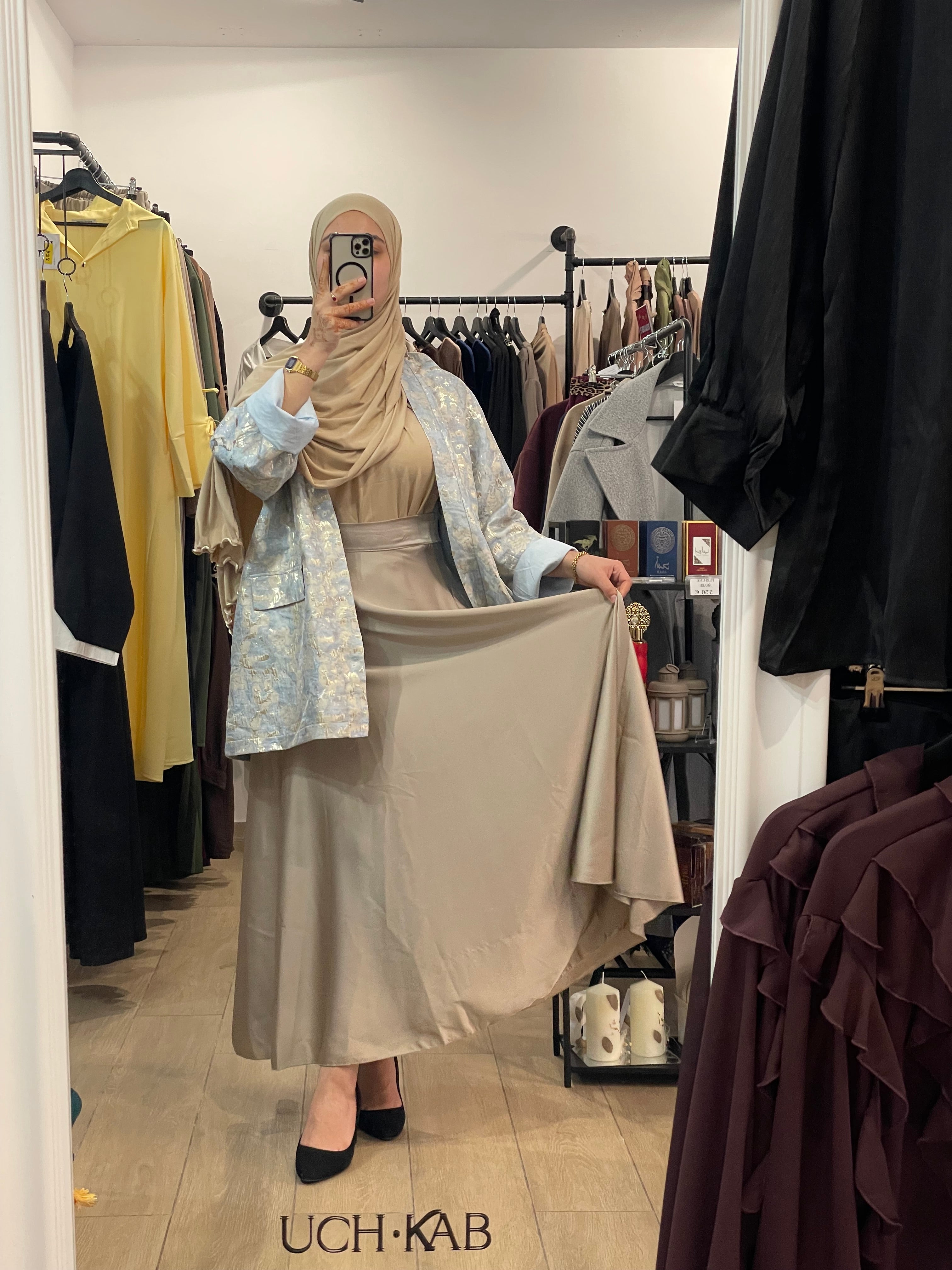 Falda campana satén