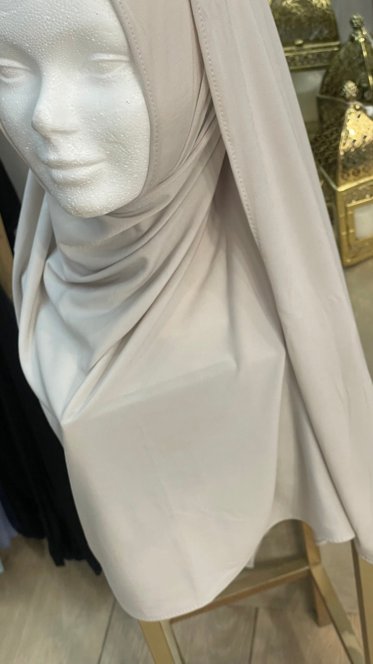 Hijab jersey premium Blanco grisaceo