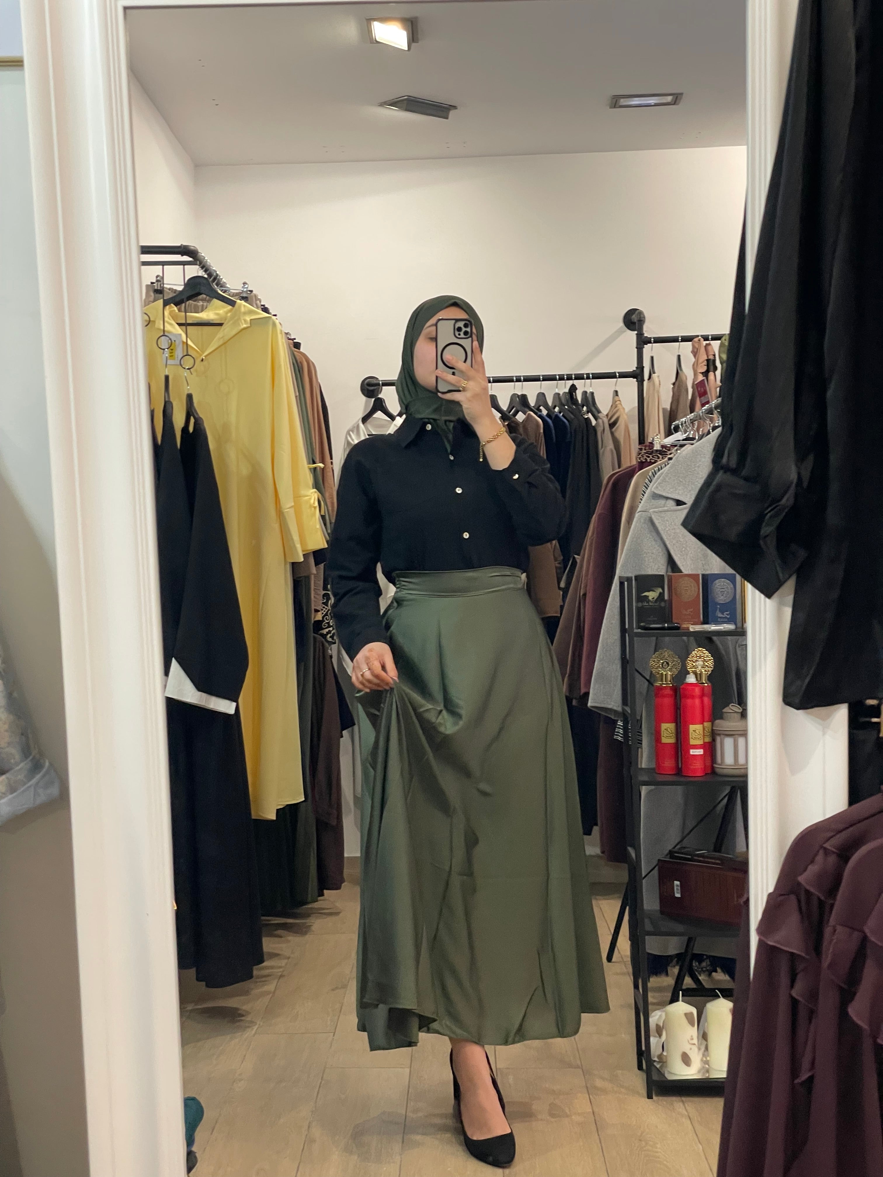 Falda campana satén