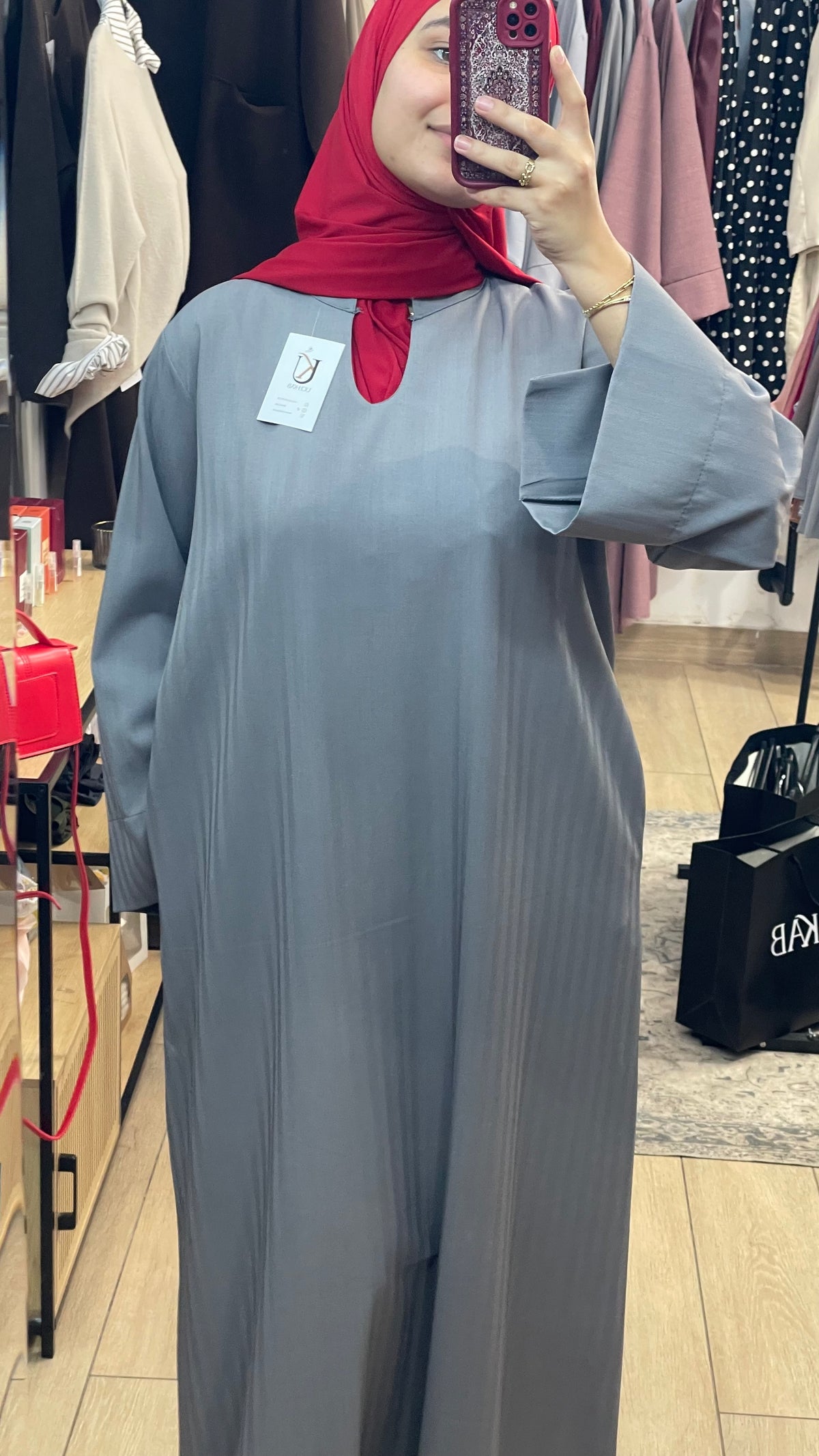 Abaya Rouge
