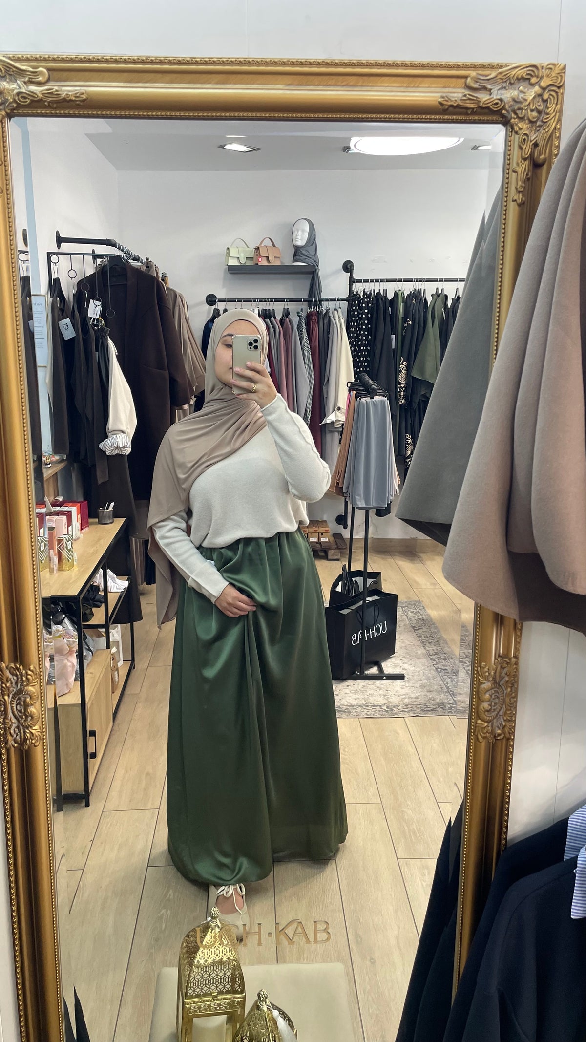 Falda saten Maxi